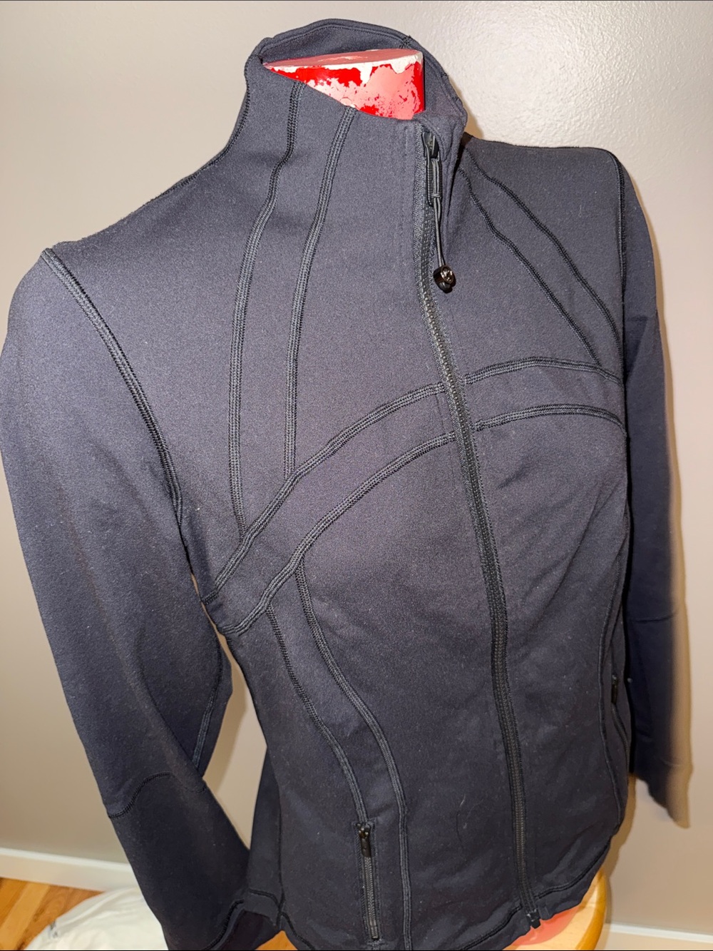 Lululemon define jacket - Picture 2 of 4